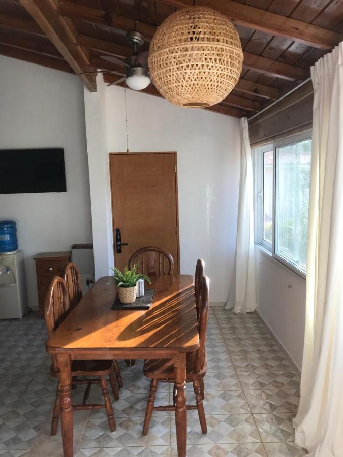 Cozy Oceanfront Villa With Direct Beach Access لاس تاريناس المظهر الخارجي الصورة